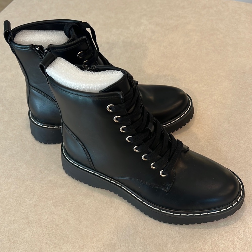 Brand New!! Madden Girl size 6 women’s combat boots with slight platform.